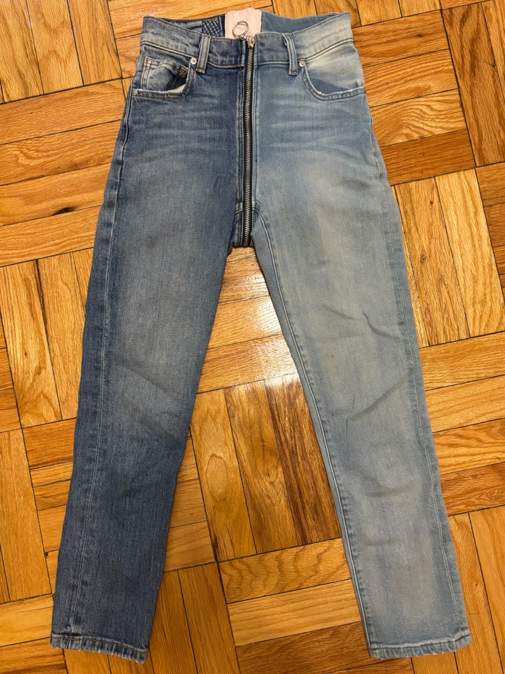 REVICE Two-Tone Light Blue Zipper Jeans